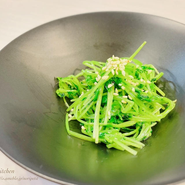 宅飲みに♡3分で完成‼︎レンジde<簡単>豆苗のナムル