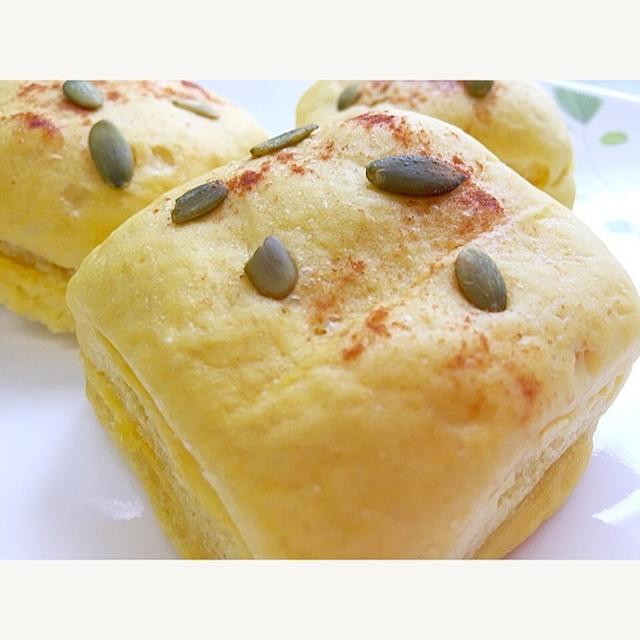 牛乳パックを使って、「フライパンで作れるもちふわパンプキンパン」を発信させていただきました