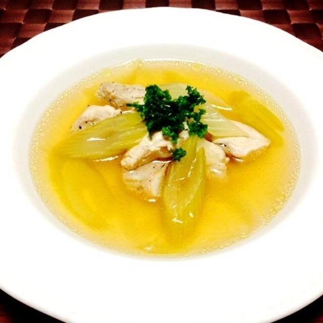 鶏肉とセロリのコンソメスープ By 豊田 亜紀子さん レシピブログ 料理ブログのレシピ満載