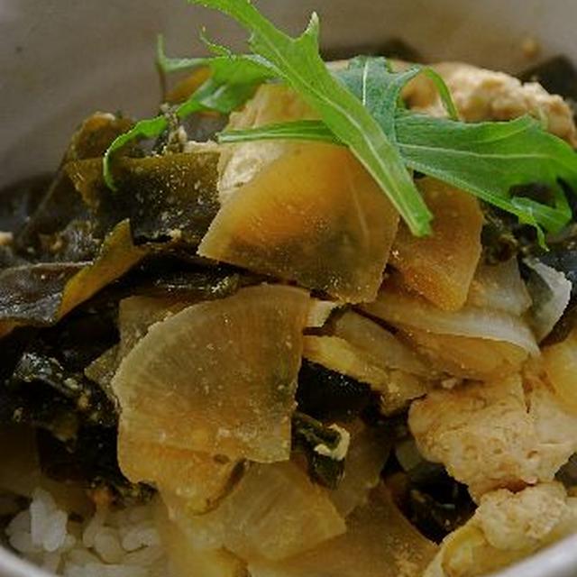 ちぎり豆腐の大根丼