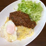 キーマカレーをタコライス風に