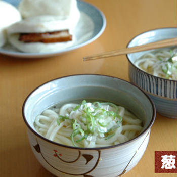 ネギ油かけうどんー葱油面