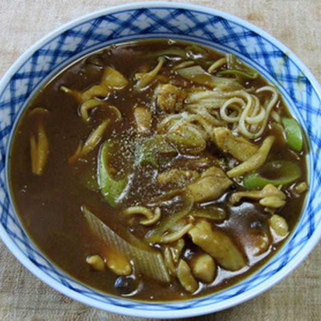 稲庭うどんで、鶏南蛮カレーうどん