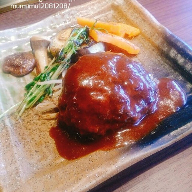 光輝くデミグラスソース♡　～ふわっふわとほろっほろの重要さについて～