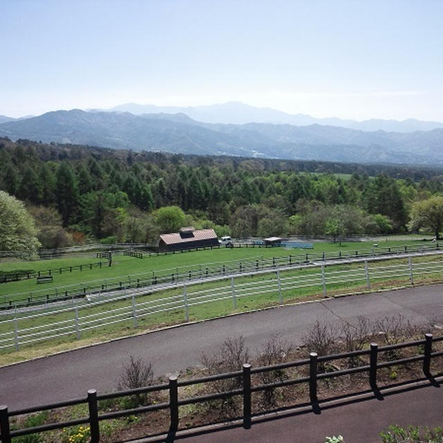 まきば公園と草五庵
