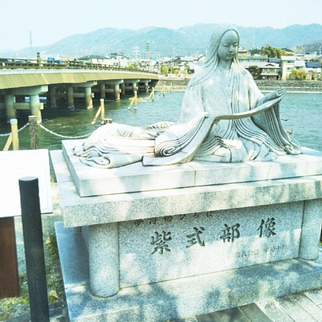 母と京都☆宇治川には紫式部
