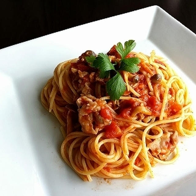 豚肉としめじのラグーソースパスタ