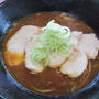 スパイスの効いたチキンカレーラーメン