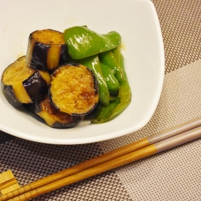 【うちレシピ】ポン酢とラー油で簡単★ナスとピーマンの南蛮漬け