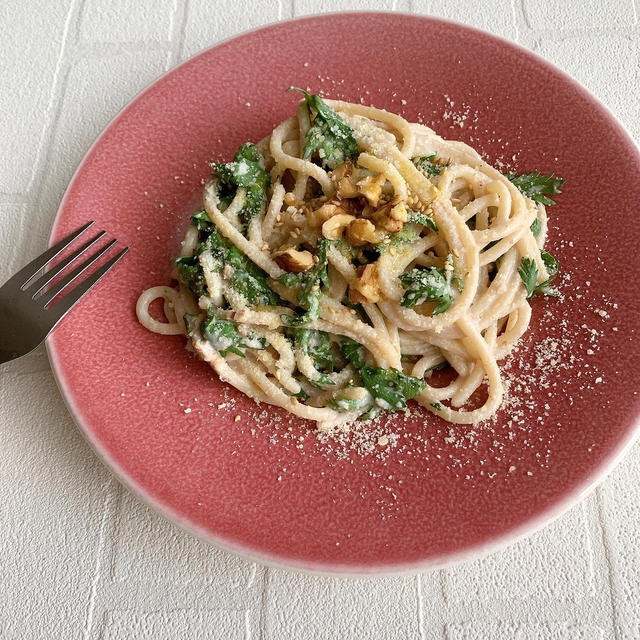 くるみとごまのクリームパスタ