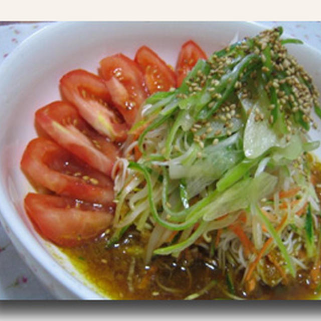 シャキシャキ野菜のアジアンカレー素麺　　塩ねぎのせ