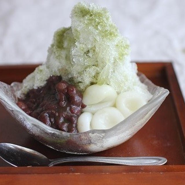 暑い日にかき氷♪手作りあんこの白玉宇治金時