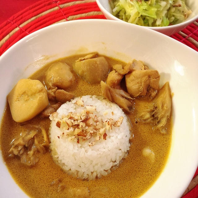 鶏と里芋のココナッツミルクカレー