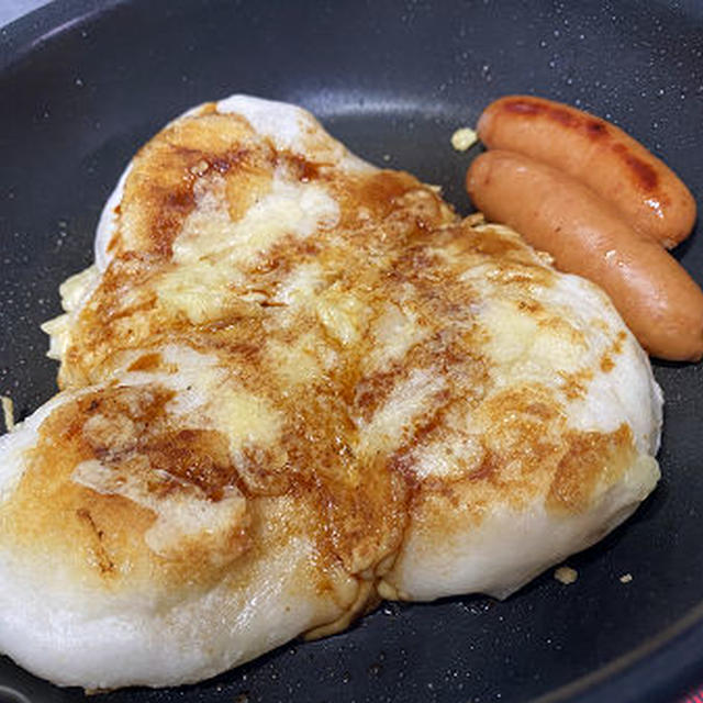 チーズと焦がし醤油で丸餅♪