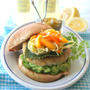 Tofu Burger with Ginger Mango Slawマンゴー豆腐バーガー