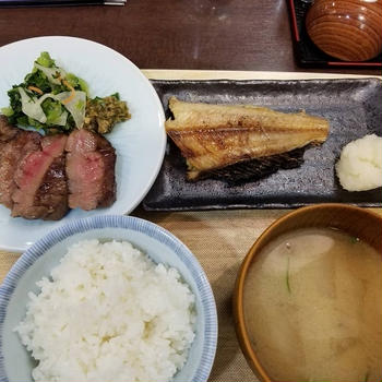 牛たんと縞ほっけ定食／京都駅ヨドハシカメラ　たんとと和くら