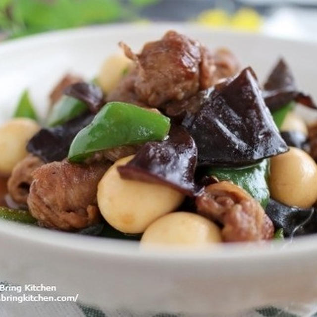 丸めればご馳走！【レシピ】牛こまボールと生きくらげの中華炒め　昭和の食卓付★