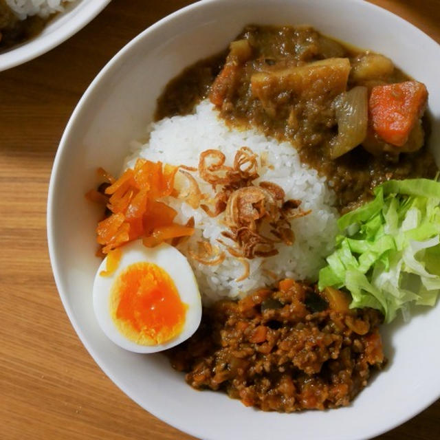 あいがけで楽しむ！野菜たっぷりのキーマカレー