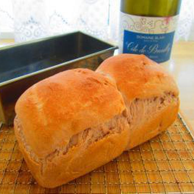 赤ワインミニ食パン♪赤ワインレーズンパン♪