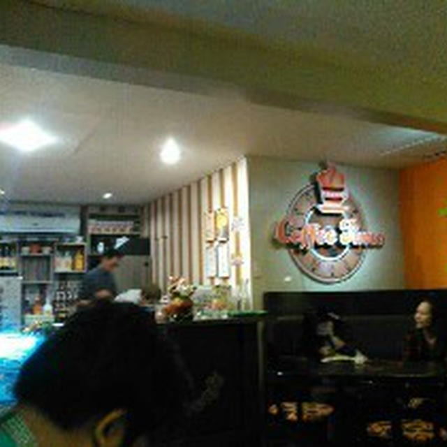 学校近くのカフェ　coffee time 