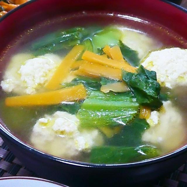 鶏団子とチンゲン菜の中華スープ｜レシピ・作り方
