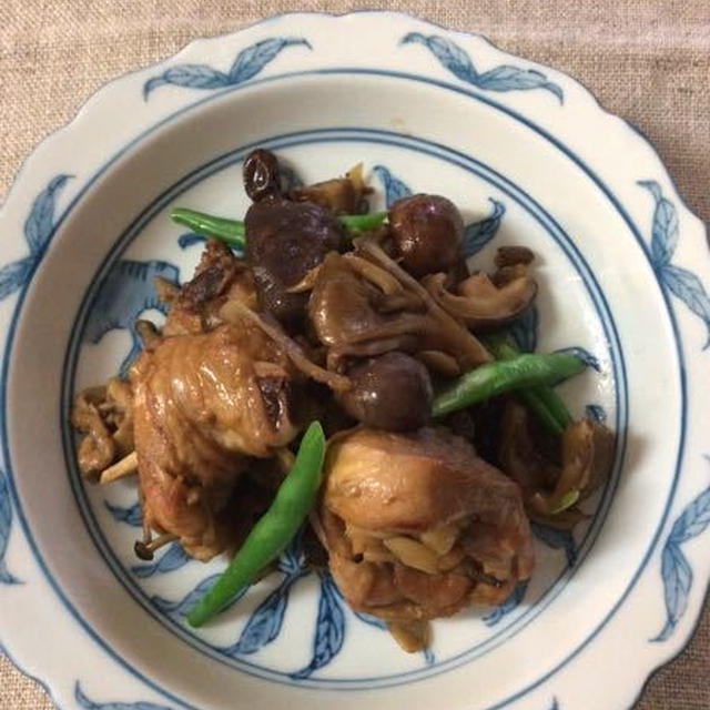 骨付鶏もも肉はやっぱりおいしい。