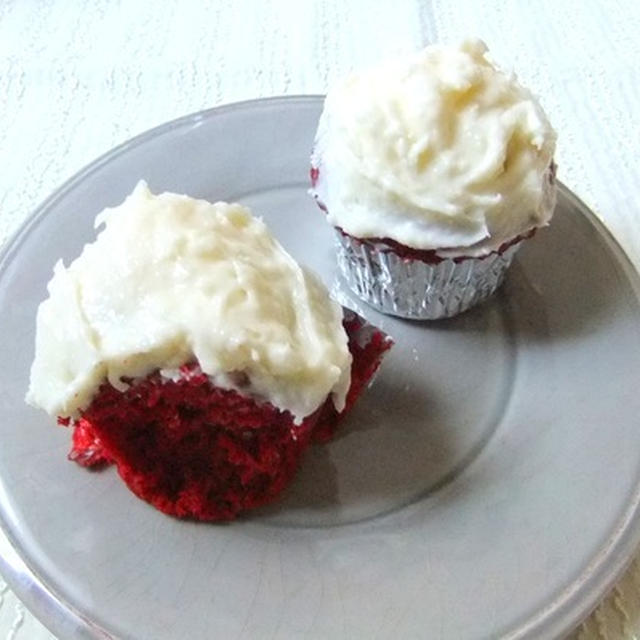レッド ヴェルヴェット ケーキ Red Velvet Cupcakes By りこりすさん レシピブログ 料理ブログのレシピ満載