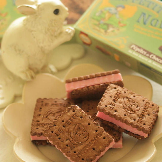 * 生チョコビスケットサンド♪
