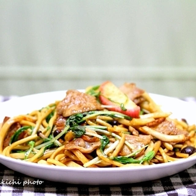 たまに食べたくなる「焼きそばうどん」＆母校よお疲れさん「閉校式終わりました」