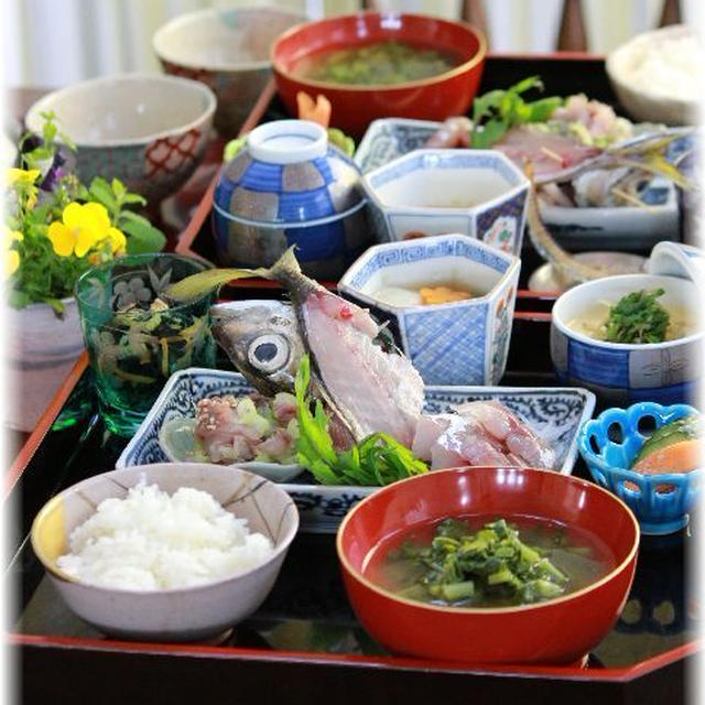鯵のなめろう　の　献立。と　仕込み色々。