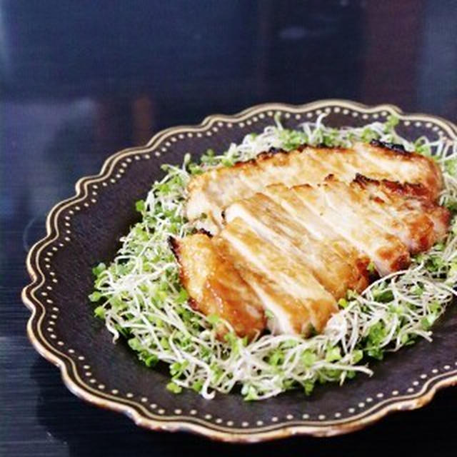 豚ロースの醤油麹焼き
