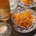 金木犀の香りがするスペインのオレンジワインと柿と人参のキャロットラペ
