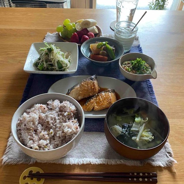 久々の早起きと昨日はあまりにも暇すぎて…