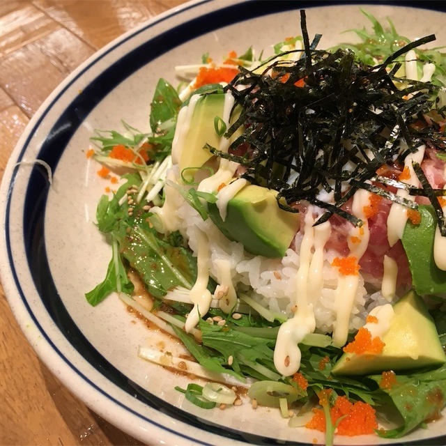 【那覇メインプレイス】ハンズカフェのアボカドねぎとろ丼