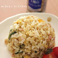 簡単♪　４種のペッパーチャーハン