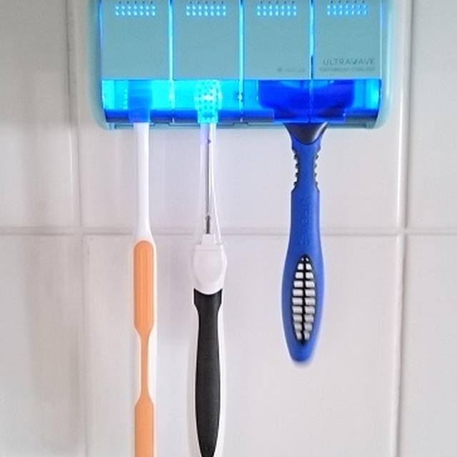 MEDIK(メディック)壁掛け充電式歯ブラシ除菌ホルダーで歯ブラシを除菌！！