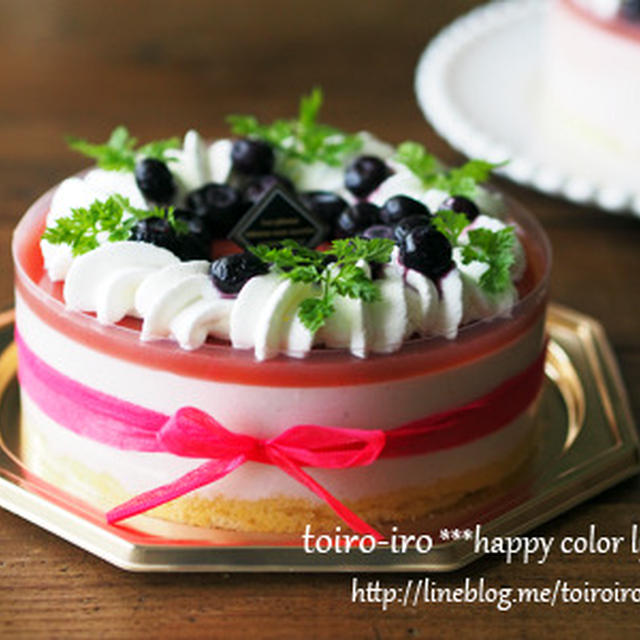 プレゼントの誕生日ケーキ♡