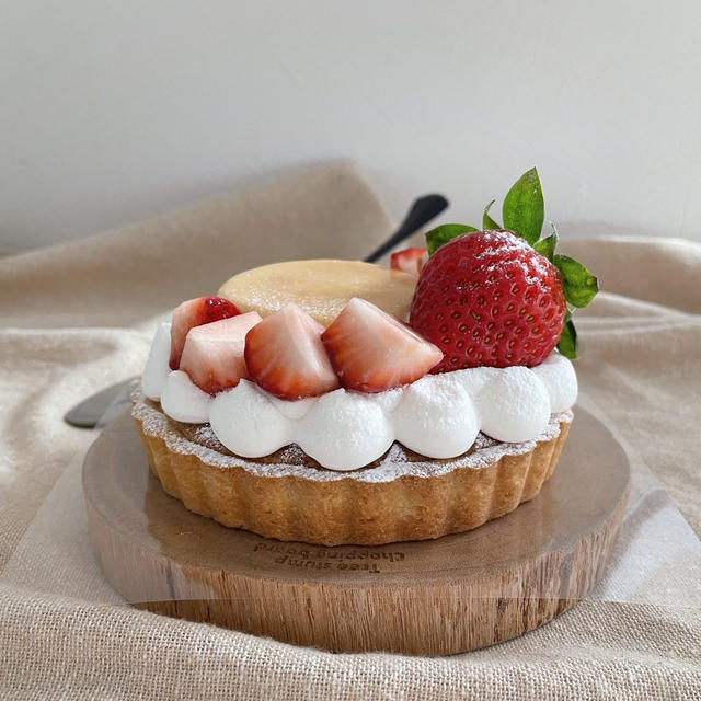 いちごデコレーション🍓【プリンタルト】