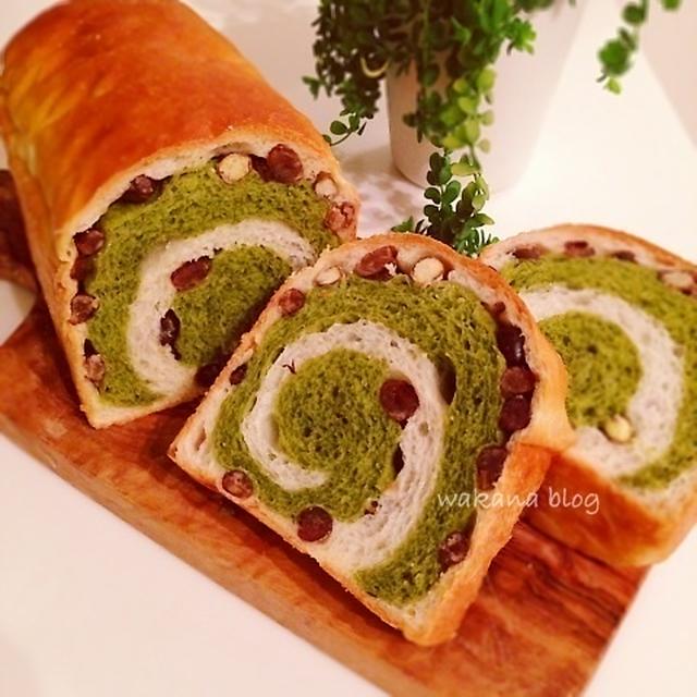 HBで★お豆たっぷり抹茶のぐるぐる食パン