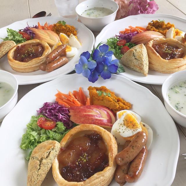 アップルパイと紅茶スコーンのお昼ごはん～りんごとの距離♪～