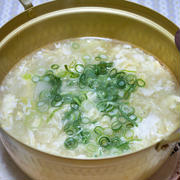 半分残ったワンタンメンでワンタンスープ