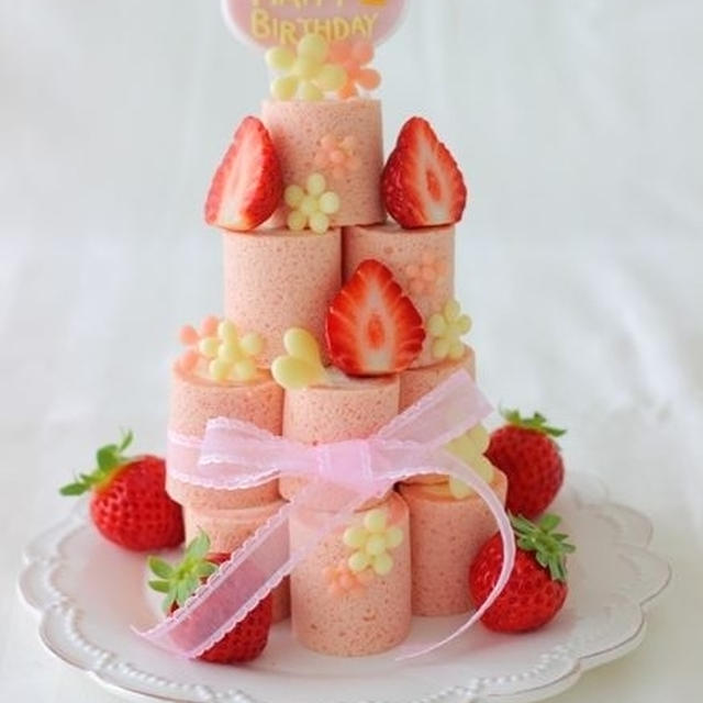 メレンゲだけのピンクのロールケーキタワー By あいりおーさん レシピブログ 料理ブログのレシピ満載