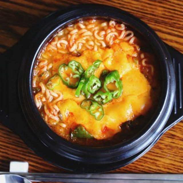 辛チーズラーメンと猛暑の今