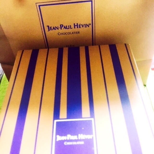 ＪＥＡＮ　ＰＡＬＬ　ＨＥＶＩＮ　チョコ