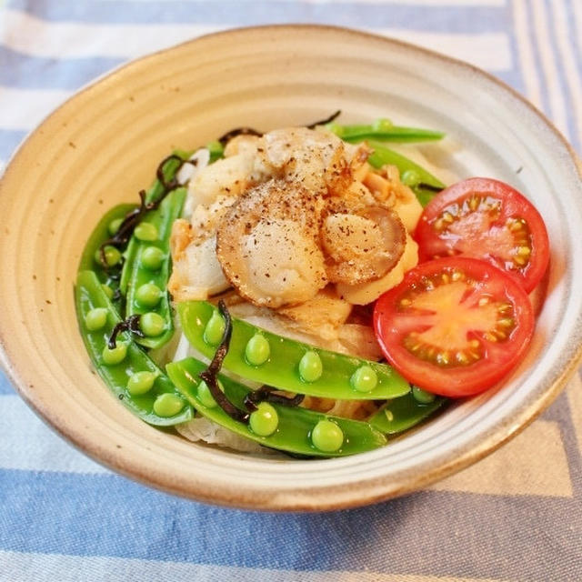 ほたてバター×スナップえんどうの丼