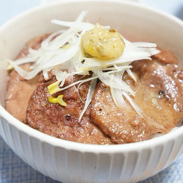 【スパイス大使】ねぎ塩牛タン丼