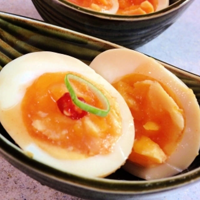 クマさんの半熟味付け卵を作って♪
