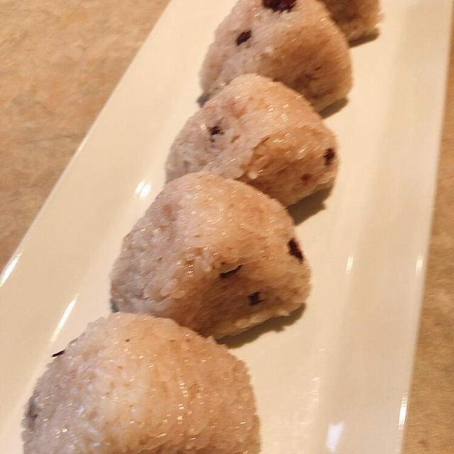 理由もないのに....赤飯