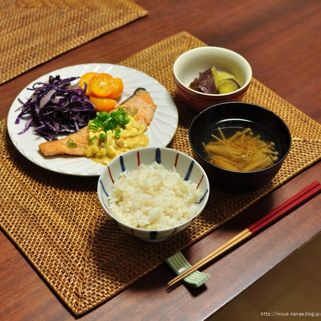 サーモンのバターソテーにたっぷりタルタルソースをかけて晩ごはんと日持ちおかずレシピ【紫キャベツのナムル】【金柑のはちみつレモンマリネ】