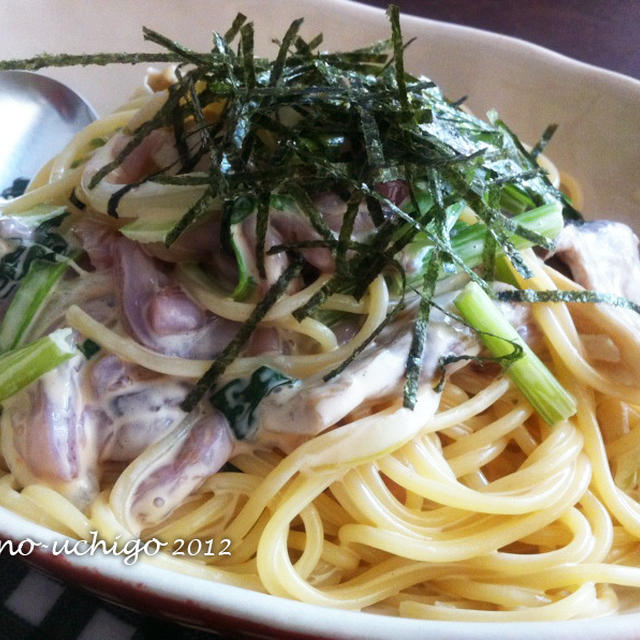イカの塩辛と生クリームのパスタ